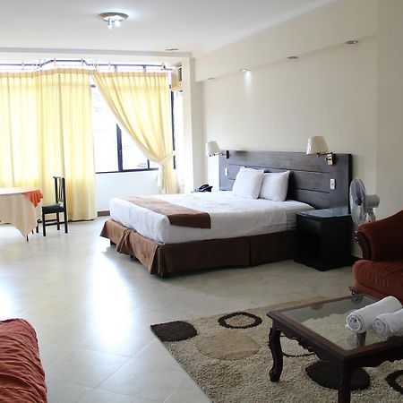 Hotel Christian Palace Tena Εξωτερικό φωτογραφία