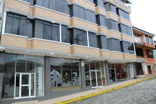 Hotel Christian Palace Tena Εξωτερικό φωτογραφία